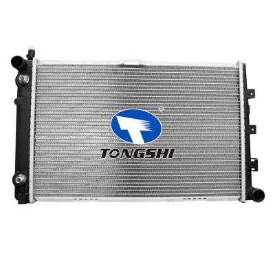 适用于奔驰190W 201 (82-) 2.0D AT散热器